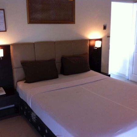 Hotel Gemilang Μπαντούνγκ Εξωτερικό φωτογραφία